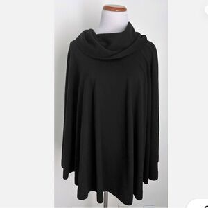 Elie Tahari 100% Fine Wool Cape Black, One Size
